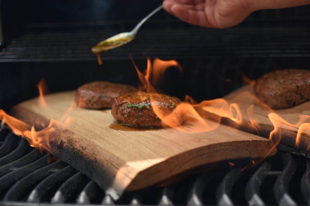 Auf Holz gegrillter Fasanenburger, OÖ LJV