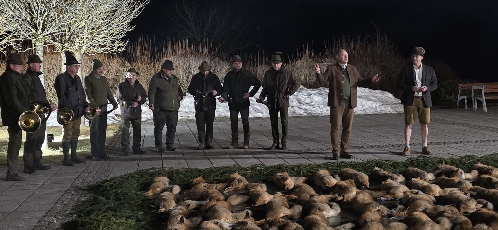 Raubwildstreckenlegung in Sonnberg, O&Ouml; LJV